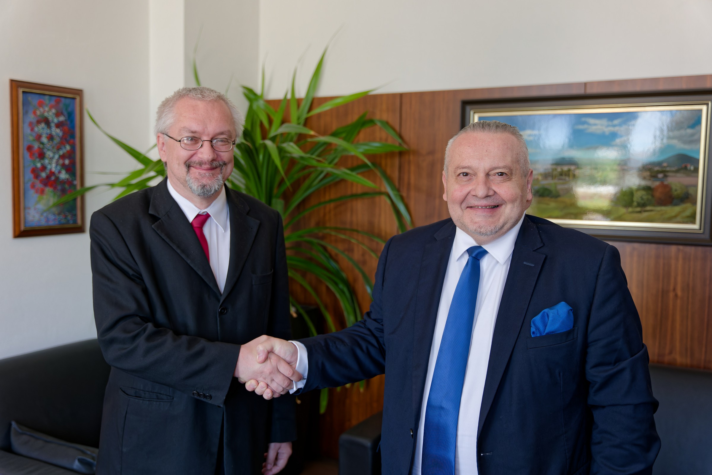 Посланик Васил Петков и придружаваща го делегация осъществи работно посещение в Кошице и Прешов 